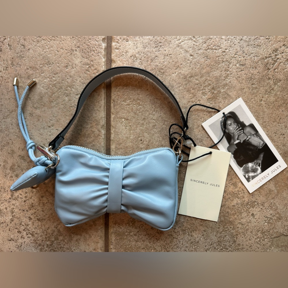 Sincerely Jules Light Blue Bow Wristlet NWT